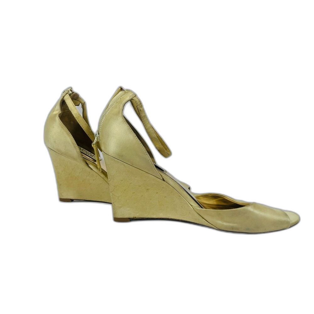 Badgley Mischka Wedge Evening Shoe Scalloped Beige 7.5 READ